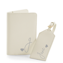 Load image into Gallery viewer, Passport and Luggage Tag Set Initial & Name - Ivory