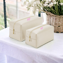 Load image into Gallery viewer, Large &amp; Medium Wash Bag Set with Initials
