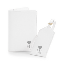 Load image into Gallery viewer, Passport and Luggage Tag Set Initials - White
